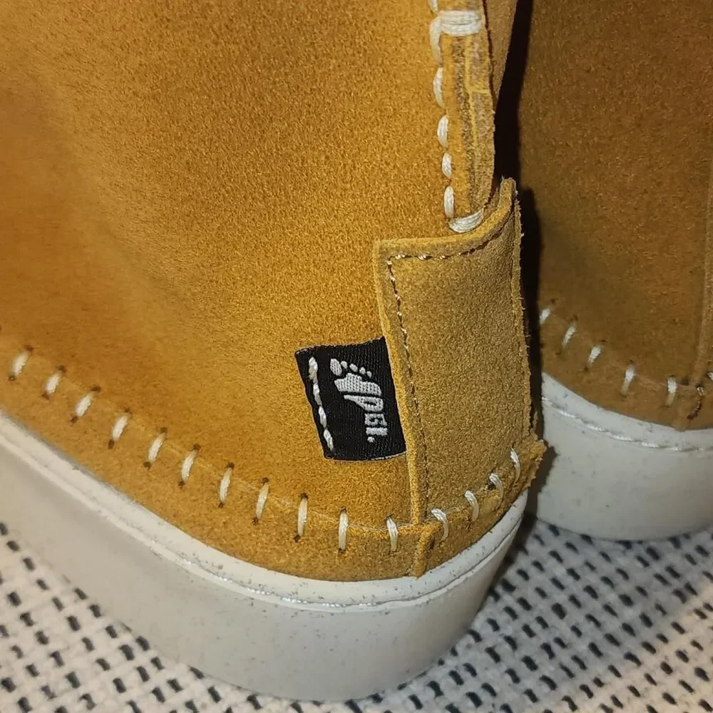 Clarks Women's Yellow and Tan Loafers